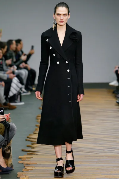 Look 2